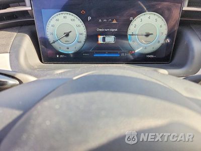 Zdjęcie 9 z 13 samochodu: 2023 HYUNDAI TUCSON LIMITED VIN:5NMJE3AE1PH274366 - miniatura