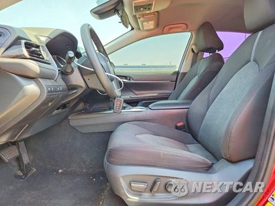 Zdjęcie 7 z 12 samochodu: 2021 TOYOTA CAMRY LE VIN:4T1C31AK2MU549946 - miniatura