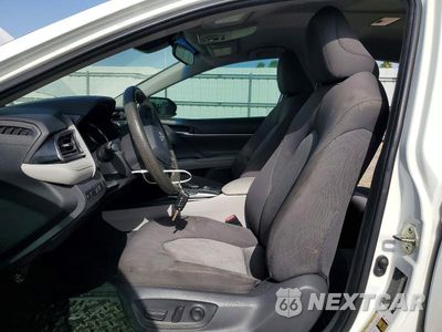 Zdjęcie 7 z 12 samochodu: 2020 TOYOTA CAMRY LE VIN:4T1C11AK0LU925838 - miniatura