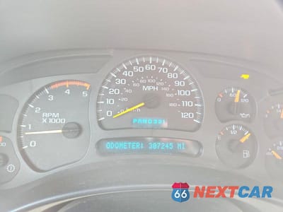 Zdjęcie 9 z 13 samochodu: 2003 CHEVROLET SILVERADO K2500 HEAVY DUTY VIN:1GCHK29153E145580 - miniatura