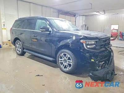 Czwarte zdjęcie samochodu z boku: 2025 FORD EXPEDITION ACTIVE VIN:1FMJU1J84SEA28405 - miniatura