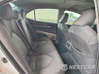 Zdjęcie 10 z 12 samochodu: 2019 TOYOTA CAMRY LE VIN:4T1B31HK1KU508772 - miniatura