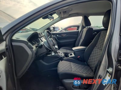 Zdjęcie 7 z 13 samochodu: 2019 NISSAN ROGUE SPORT S VIN:JN1BJ1CR2KW314399 - miniatura