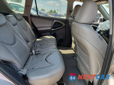 Zdjęcie 11 z 13 samochodu: 2010 TOYOTA RAV4 LIMITED VIN:JTMDK4DV8AD015249 - miniatura