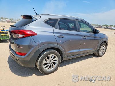 Trzecie zdjęcie samochodu z tyłu: 2016 HYUNDAI TUCSON SE VIN:KM8J33A49GU180995 - miniatura