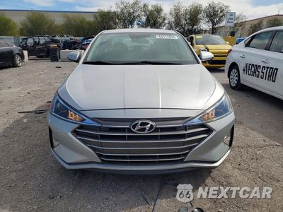 Piąte zdjęcie samochodu w środku: 2019 HYUNDAI ELANTRA SEL VIN:5NPD84LF3KH436803 - miniatura