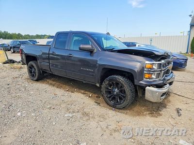 Czwarte zdjęcie samochodu z boku: 2015 CHEVROLET SILVERADO K1500 LT VIN:1GCVKREC2FZ349219 - miniatura