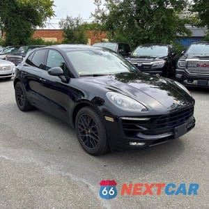2017 PORSCHE MACAN GTS WP1AG2A58HLB50534 - główne zdjęcie licytacji z USA - miniatura