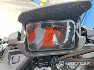 Zdjęcie 7 z 10 samochodu: 2025 HONDA NC750 XD VIN:JH2RH2312SK000063 - miniatura