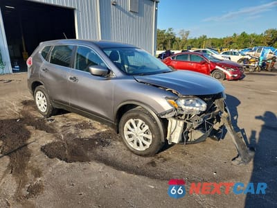 Czwarte zdjęcie samochodu z boku: 2016 NISSAN ROGUE S VIN:KNMAT2MTXGP605320 - miniatura