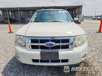 Piąte zdjęcie samochodu w środku: 2009 FORD ESCAPE XLT VIN:1FMCU03G79KA08409 - miniatura