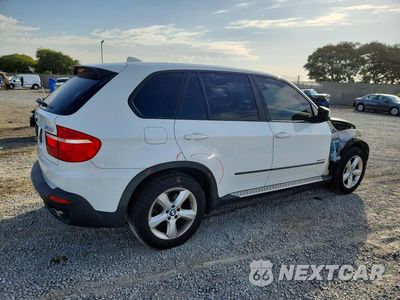 Trzecie zdjęcie samochodu z tyłu: 2010 BMW X5 XDRIVE35D VIN:5UXFF0C53ALJ99902 - miniatura