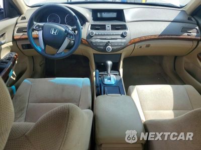 Zdjęcie 8 z 13 samochodu: 2010 HONDA ACCORD EX VIN:1HGCP2F71AA007836 - miniatura