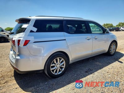 Trzecie zdjęcie samochodu z tyłu: 2021 KIA SEDONA EX VIN:KNDMB5C16M6672757 - miniatura