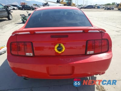 Zdjęcie 6 z 12 samochodu: 2005 FORD MUSTANG GT VIN:1ZVHT82H855228797 - miniatura