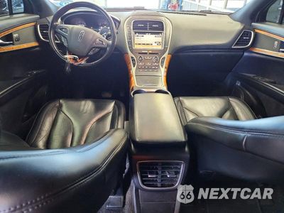 Zdjęcie 8 z 13 samochodu: 2017 LINCOLN MKX SELECT VIN:2LMPJ6KP5HBL51148 - miniatura