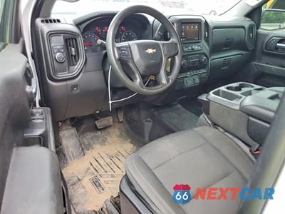 Zdjęcie 8 z 12 samochodu: 2020 CHEVROLET SILVERADO C1500 VIN:3GCNWAEF6LG283141 - miniatura