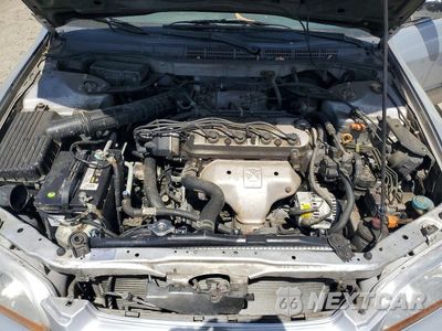 Zdjęcie 11 z 12 samochodu: 1998 HONDA ACCORD LX VIN:1HGCG5646WA188141 - miniatura