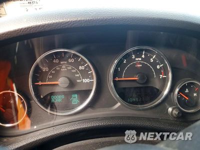 Zdjęcie 9 z 13 samochodu: 2014 JEEP WRANGLER UNLIMITED SAHARA VIN:1C4BJWEG5EL201039 - miniatura