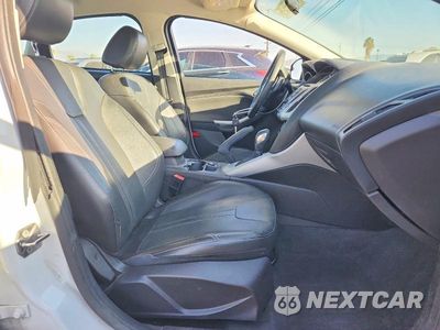 Zdjęcie 7 z 12 samochodu: 2013 FORD FOCUS SE VIN:1FADP3F29DL352978 - miniatura