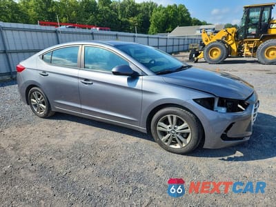 Czwarte zdjęcie samochodu z boku: 2018 HYUNDAI ELANTRA SEL VIN:5NPD84LF5JH374688 - miniatura