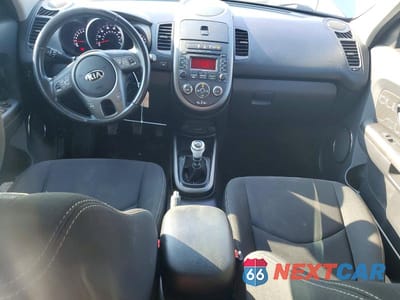Zdjęcie 8 z 13 samochodu: 2013 KIA SOUL + VIN:KNDJT2A68D7599253 - miniatura