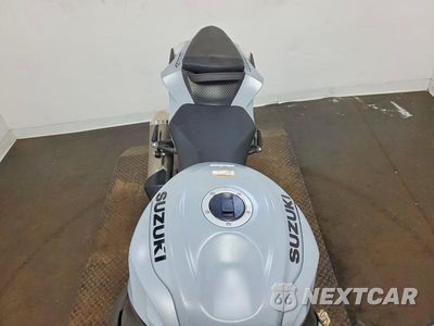 Piąte zdjęcie samochodu w środku: 2023 SUZUKI GSX-R600 VIN:JS1GN7FA6P7100706 - miniatura