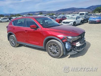 Czwarte zdjęcie samochodu z boku: 2018 MAZDA CX-5 SPORT VIN:JM3KFABM2J0433082 - miniatura