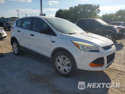 Czwarte zdjęcie samochodu z boku: 2016 FORD ESCAPE S VIN:1FMCU0F77GUB97222 - miniatura