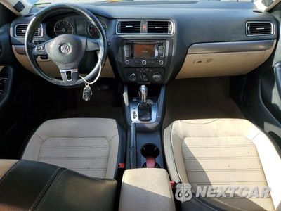 Zdjęcie 8 z 12 samochodu: 2012 VOLKSWAGEN JETTA SEL VIN:3VWLP7AJ4CM381133 - miniatura