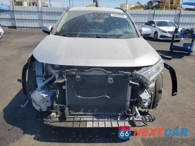 Piąte zdjęcie samochodu w środku: 2020 TOYOTA RAV4 XLE VIN:JTMW1RFV5LJ020726 - miniatura