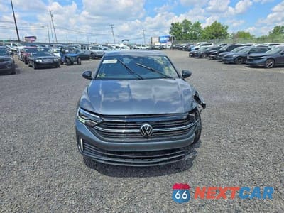 Piąte zdjęcie samochodu w środku: 2024 VOLKSWAGEN JETTA SPORT VIN:3VWBM7BUXRM034024 - miniatura