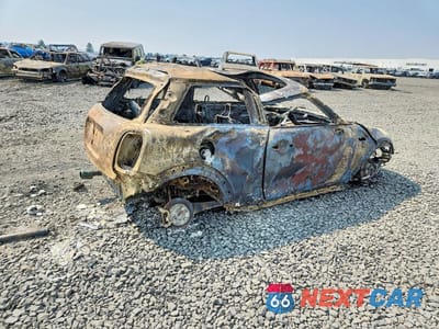 Trzecie zdjęcie samochodu z tyłu: 2019 MINI COOPER VIN:WMWXP5C54K2H95981 - miniatura