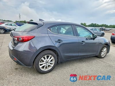 Trzecie zdjęcie samochodu z tyłu: 2016 MAZDA 3 TOURING VIN:3MZBM1M73GM326230 - miniatura