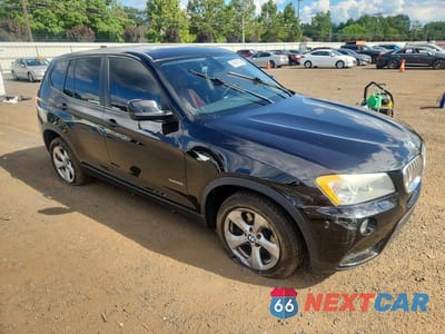 Czwarte zdjęcie samochodu z boku: 2011 BMW X3 XDRIVE28I VIN:5UXWX5C54BL707211 - miniatura