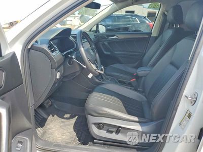Zdjęcie 7 z 13 samochodu: 2022 VOLKSWAGEN TIGUAN SE VIN:3VV3B7AX5NM080445 - miniatura