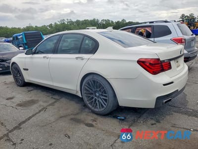 Drugie zdjęcie samochodu z przodu: 2015 BMW 750 I VIN:WBAYA8C52FD825364 - miniatura