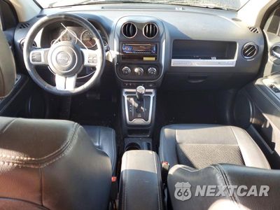 Zdjęcie 8 z 13 samochodu: 2016 JEEP COMPASS LATITUDE VIN:1C4NJCEB8GD543453 - miniatura