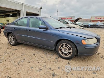 Czwarte zdjęcie samochodu z boku: 2006 VOLVO S60 2.5T VIN:YV1RH592562509025 - miniatura