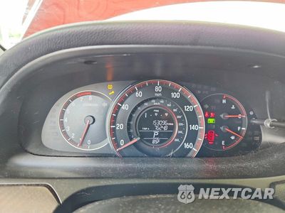 Zdjęcie 9 z 12 samochodu: 2016 HONDA ACCORD SPORT VIN:1HGCR2F51GA176918 - miniatura