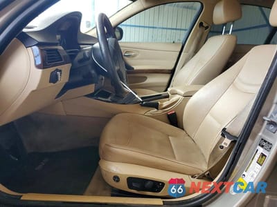 Zdjęcie 7 z 12 samochodu: 2010 BMW 328 I SULEV VIN:WBAPH5G55ANM35023 - miniatura