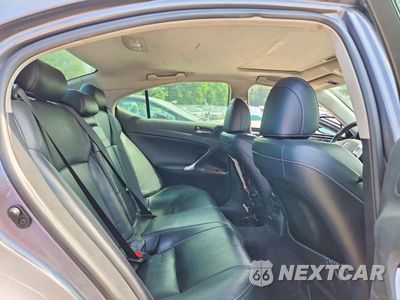 Zdjęcie 10 z 13 samochodu: 2012 LEXUS IS 250 VIN:JTHCF5C24C5059600 - miniatura