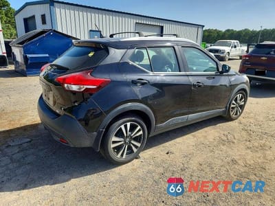 Trzecie zdjęcie samochodu z tyłu: 2019 NISSAN KICKS SV VIN:3N1CP5CU6KL564510 - miniatura