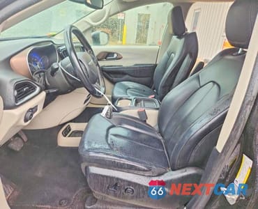 Zdjęcie 7 z 14 samochodu: 2019 CHRYSLER PACIFICA TOURING L VIN:2C4RC1BGXKR732370 - miniatura