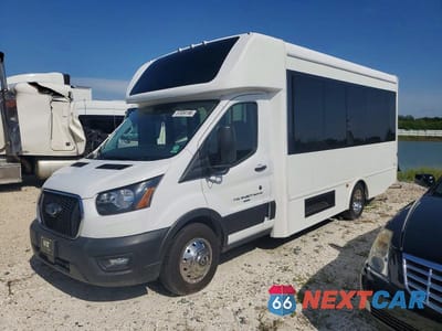 Drugie zdjęcie samochodu z przodu: 2023 FORD TRANSIT SHUTTLE BUS VIN:1FDEU6PG5PKB29796 - miniatura
