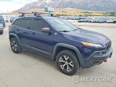 Czwarte zdjęcie samochodu z boku: 2014 JEEP CHEROKEE TRAILHAWK VIN:1C4PJMBS8EW201361 - miniatura
