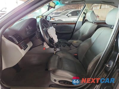 Zdjęcie 7 z 12 samochodu: 2004 BMW 330 I VIN:WBAEV53424KM36620 - miniatura