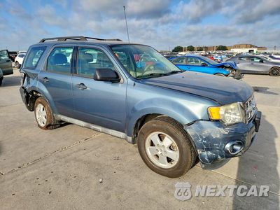 Czwarte zdjęcie samochodu z boku: 2011 FORD ESCAPE XLS VIN:1FMCU0C76BKC62621 - miniatura