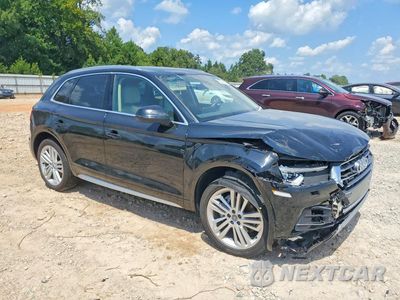 Czwarte zdjęcie samochodu z boku: 2019 AUDI Q5 PREMIUM PLUS VIN:WA1BNAFY0K2098347 - miniatura
