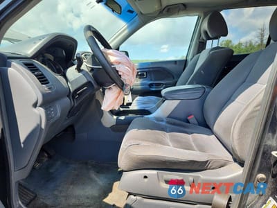 Zdjęcie 7 z 13 samochodu: 2006 HONDA PILOT EX VIN:5FNYF18456B007146 - miniatura